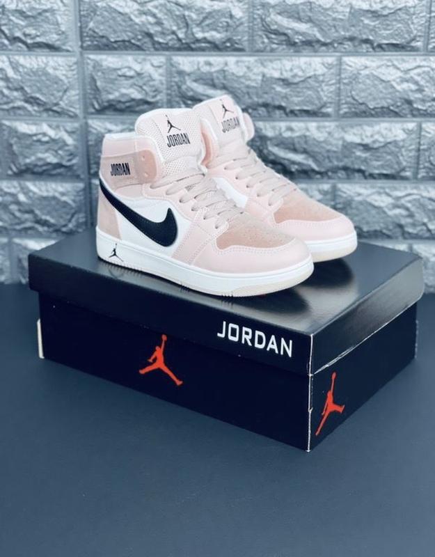 Nike jordan женские кроссовки, высокие и очень удобные джорданы — цена ...