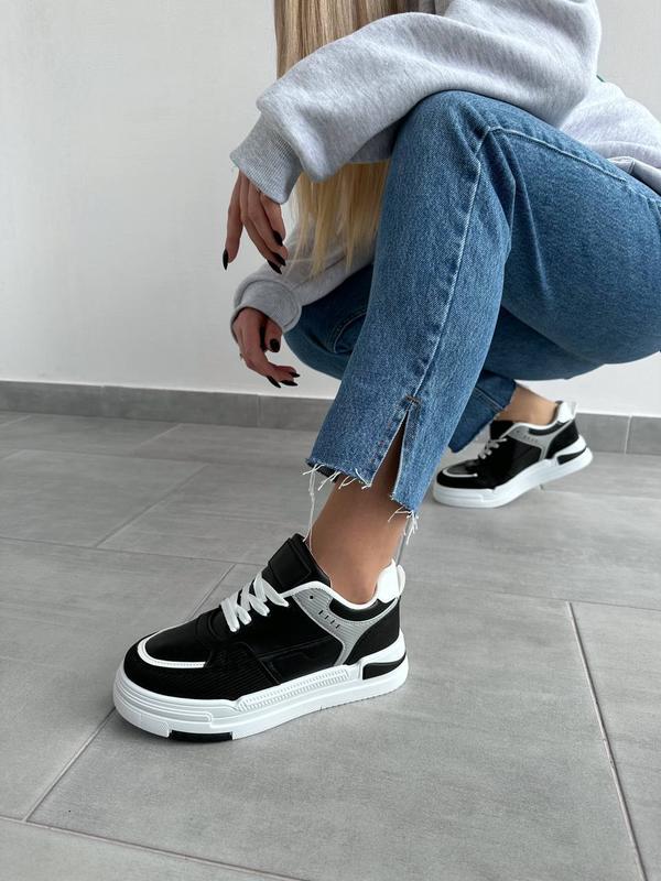 Стильні кросівки 😍 якісний пошив, м‘яка устілка — ціна 1279 грн у ...