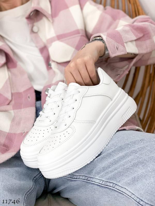 Кеды кроссовки на высокой подошве платформе белой — цена 900 грн в ...