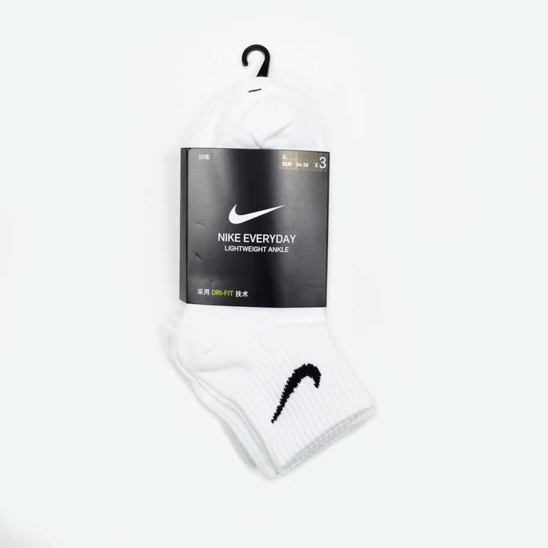 Средние носки nike everyday lightweight ankle — цена 300 грн в каталоге ...