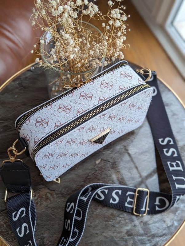 Сумка guess — цена 880 грн в каталоге Кросс-боди Купить аксессуары по ...