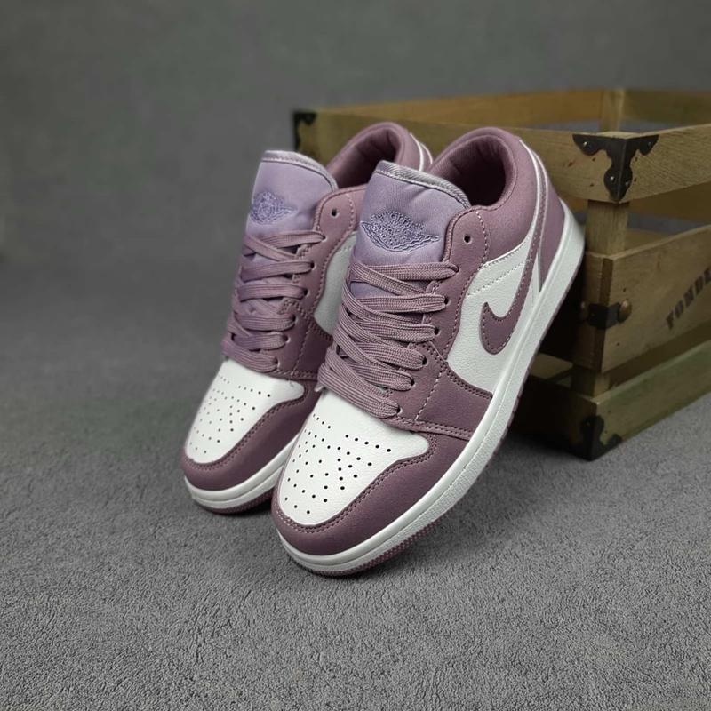 Кроссовки жензкие nike air jordan 1 low белое кроссовки женские найк ...