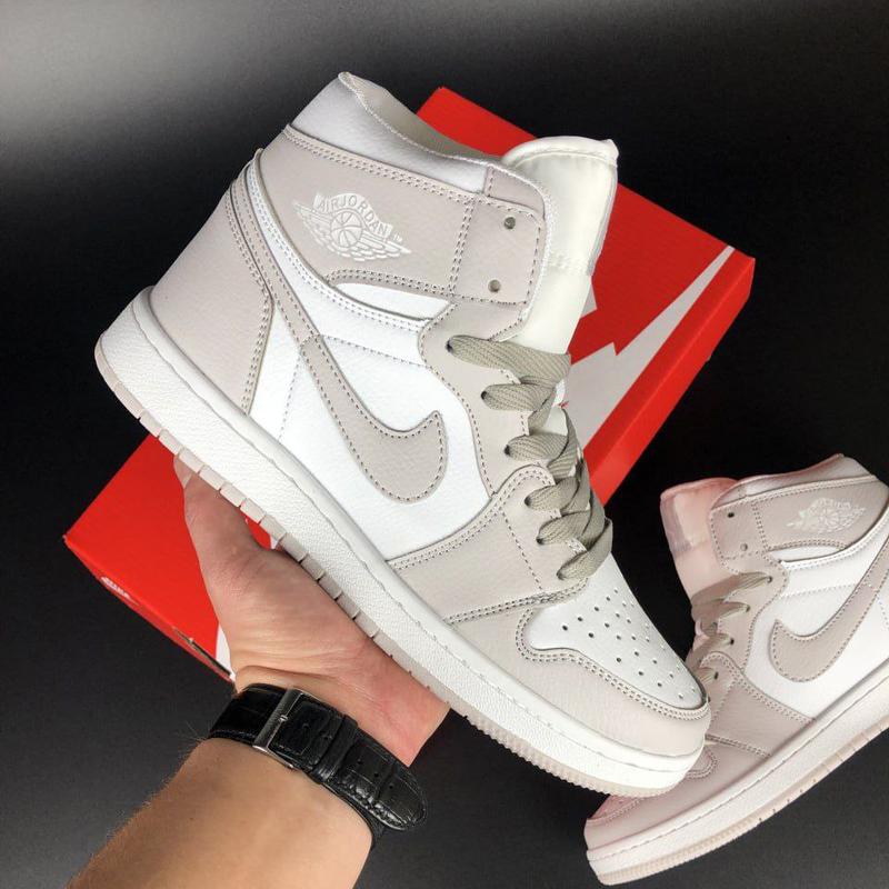 Мужские кроссовки nike air jordan 1 retro high og кожаные бежевые белые ...
