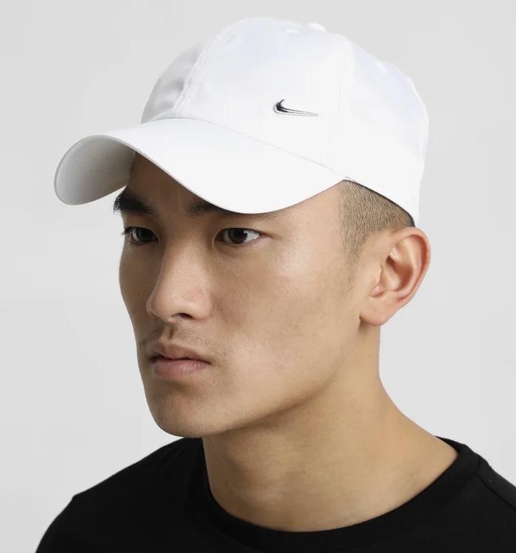 nike-cap-metal-swoosh-570