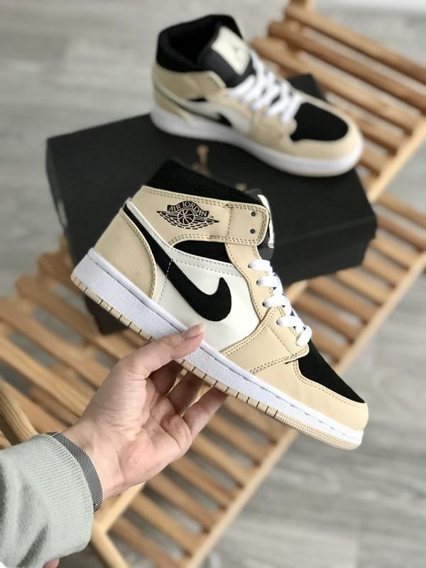Nike air force 1 beige femme jordan hotsell