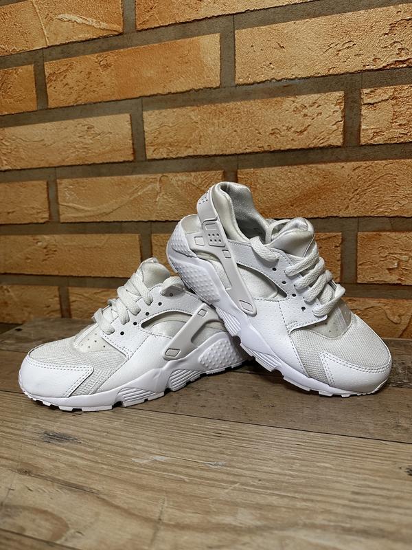 White cheap huarache run