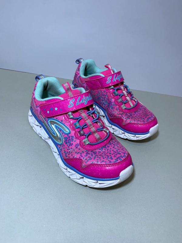 Стильные кроссовки для девочки 34 размера. Кроссовки детские (размер: 33). Кроссовки 33 размер. Кроссовки nike детские для 8 лет для 33 размер. Кроссовки найк 33 размер.