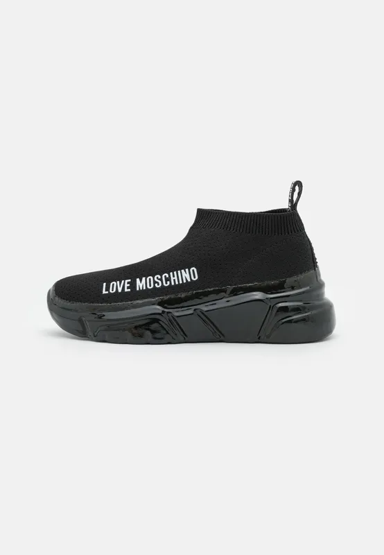 Кроссовки love moschino — цена 6100 грн в каталоге Кроссовки Купить ...