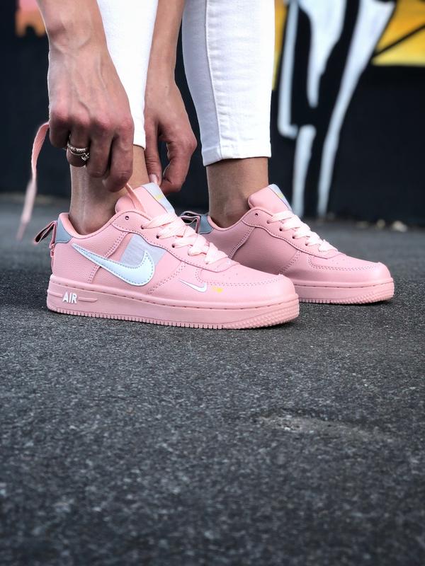 nike air force utility pink