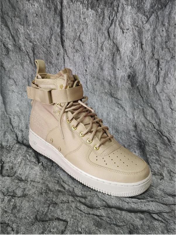 Nike sf af1 mid 917753 200 бежевий — цена 3000 грн в каталоге Кроссовки ✓  Купить мужские вещи по доступной цене на Шафе | Украина #117671686