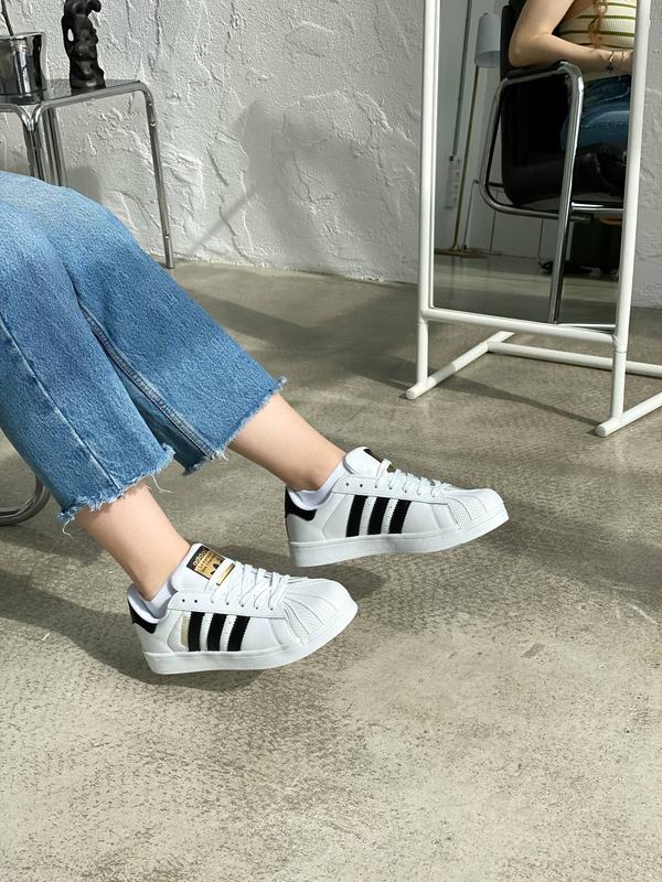 White womens adidas superstar hotsell