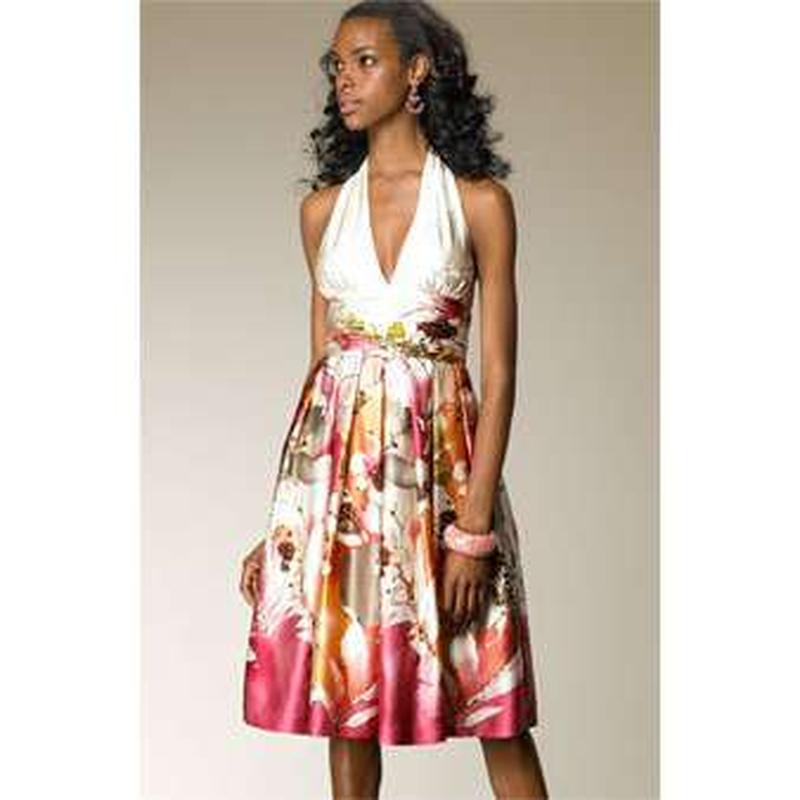 Женская одежда из натурального шелка. Платье шелк армани. Платье из однотонного шелка. Платье натуральный шелк. Платье на тонких бретельках.