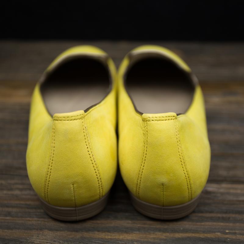 ecco touch 15 yellow