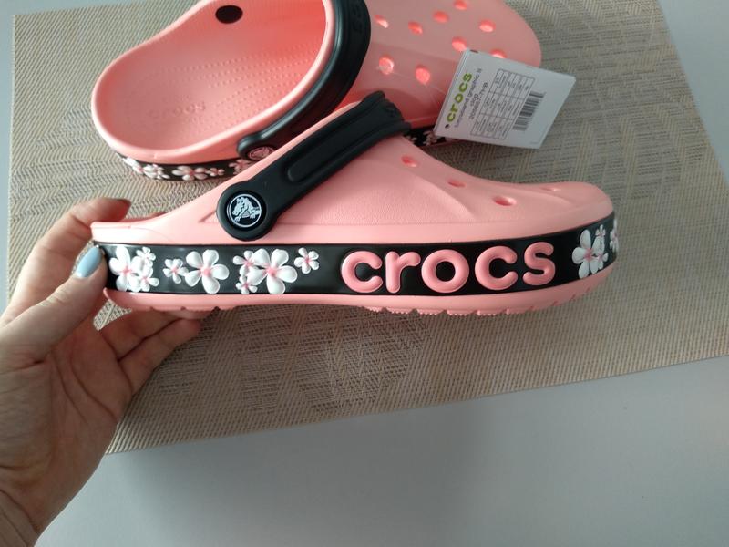 crocs bayaband graphic