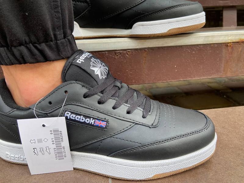 Чоловічі кросівки reebok club c 85 ar0458 black/white/gum — цена 1850 грн в  каталоге Кеды ✓ Купить мужские вещи по доступной цене на Шафе | Украина  #118621267