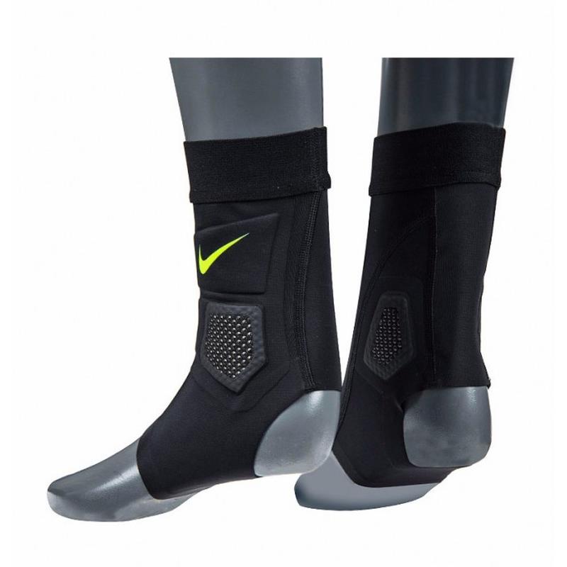 nike hyperstrong match full pad