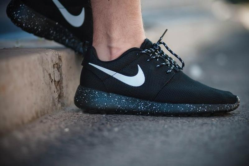 nike roshe run oreo