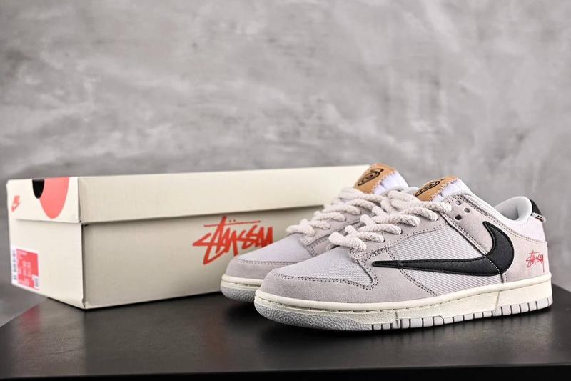 nike dunk sb stussy