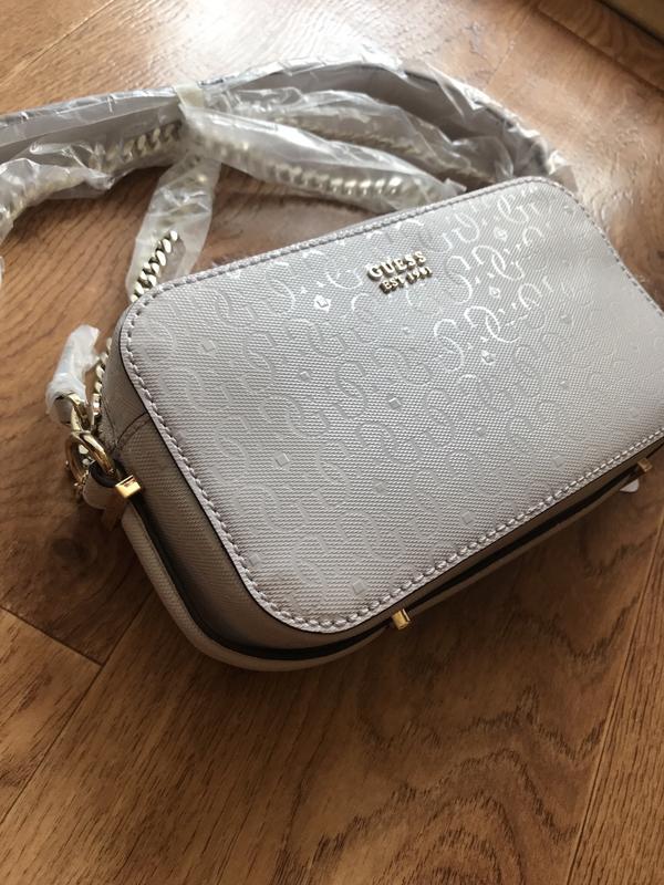 tamra crossbody camera
