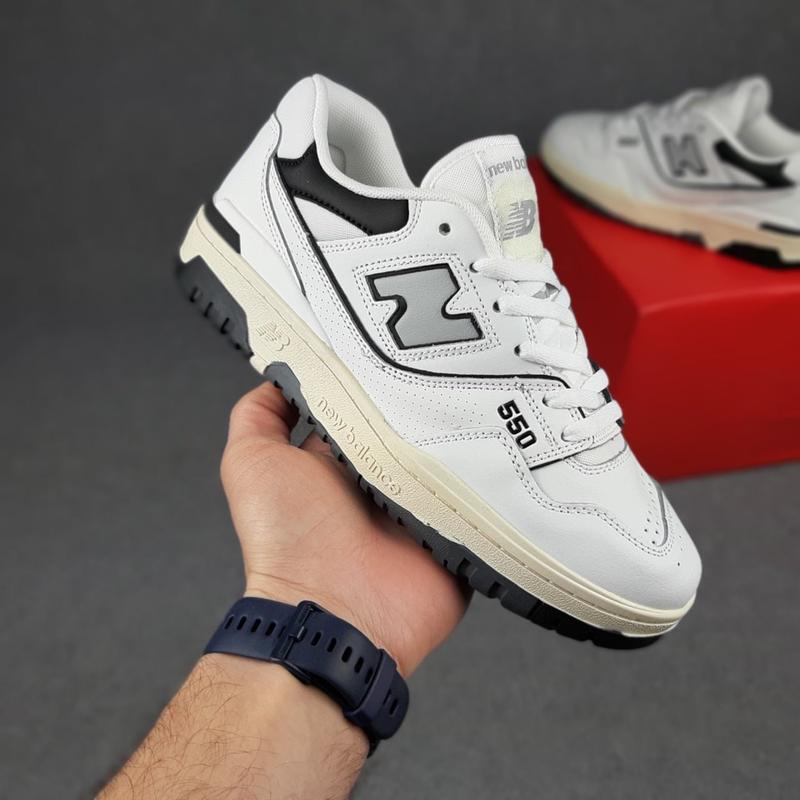 Мужские летние кроссовки new balance 550 белые с черным замшевые ...
