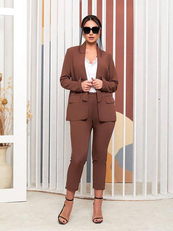 Эффектные брючные костюмы-тройки, с блузой, большие размеры батал ...