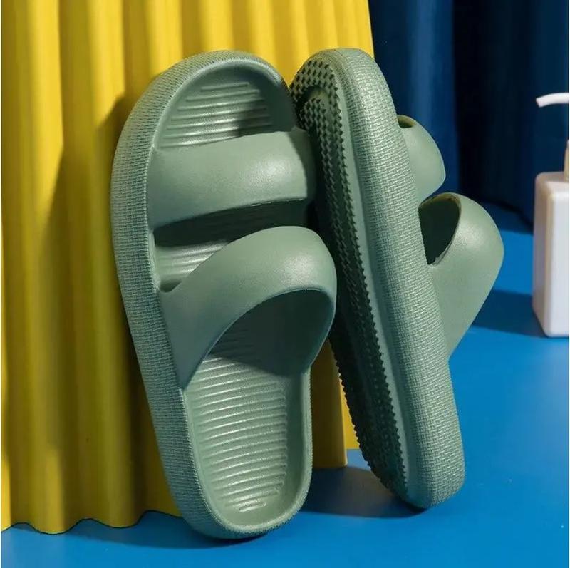 Резиновые тапки шлёпки шлепанцы изи slide resin на массивной толстой ...