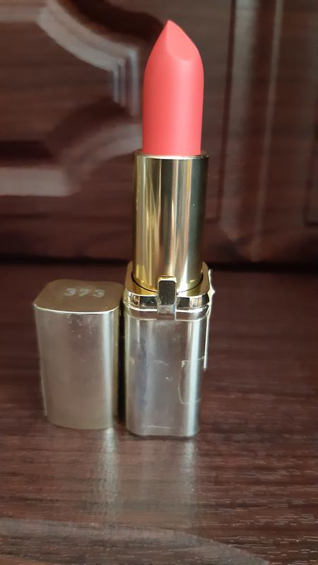 Матовая помада для губ loreal — цена 150 грн в каталоге Помада для губ ...