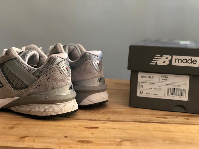 Кроссовки new balance 990v5