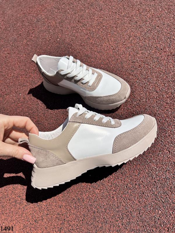 Базовые кроссовки — цена 1700 грн в каталоге Кроссовки Купить женские ...