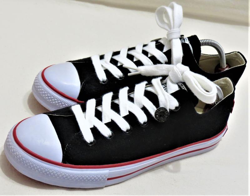 levis keds