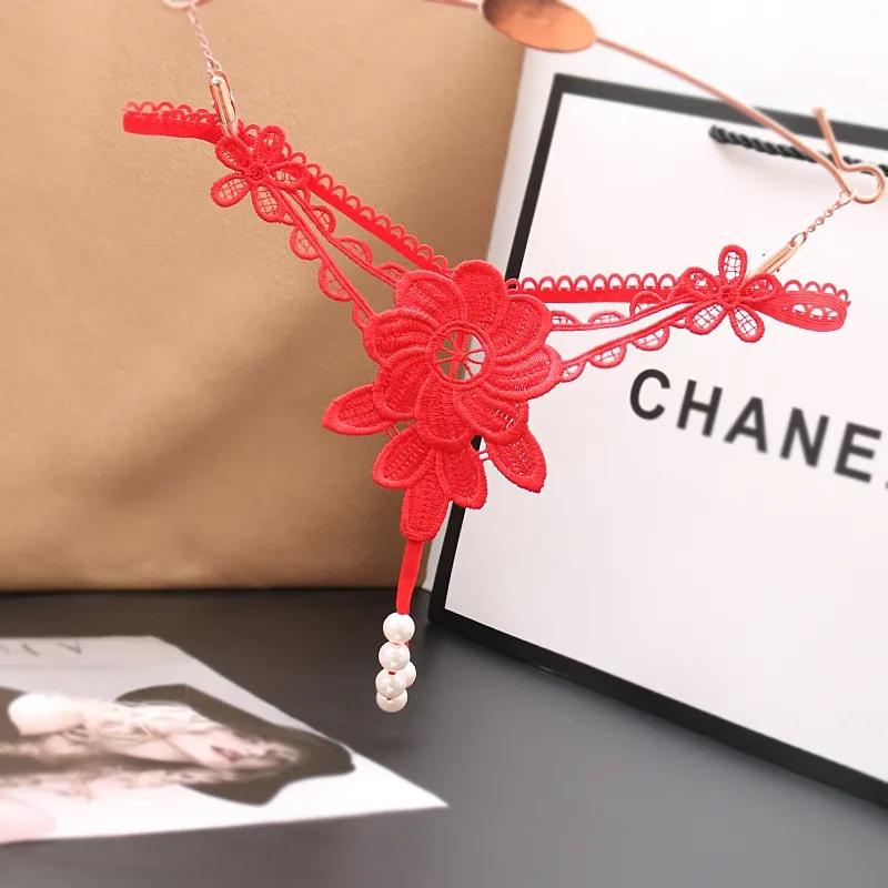 Трусы из жемуга красные - размер универсальный, резинка тянется до 80см ...