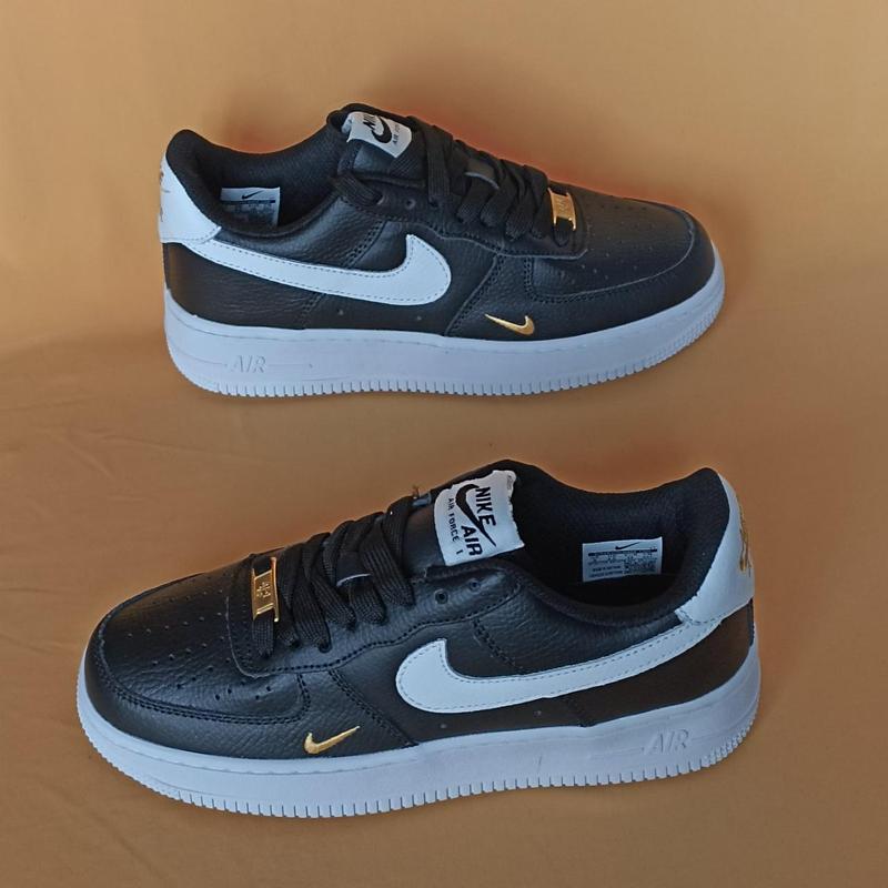 Кроссовки кожанные найк аир форсе подростковые. nike air force вьетнам ...