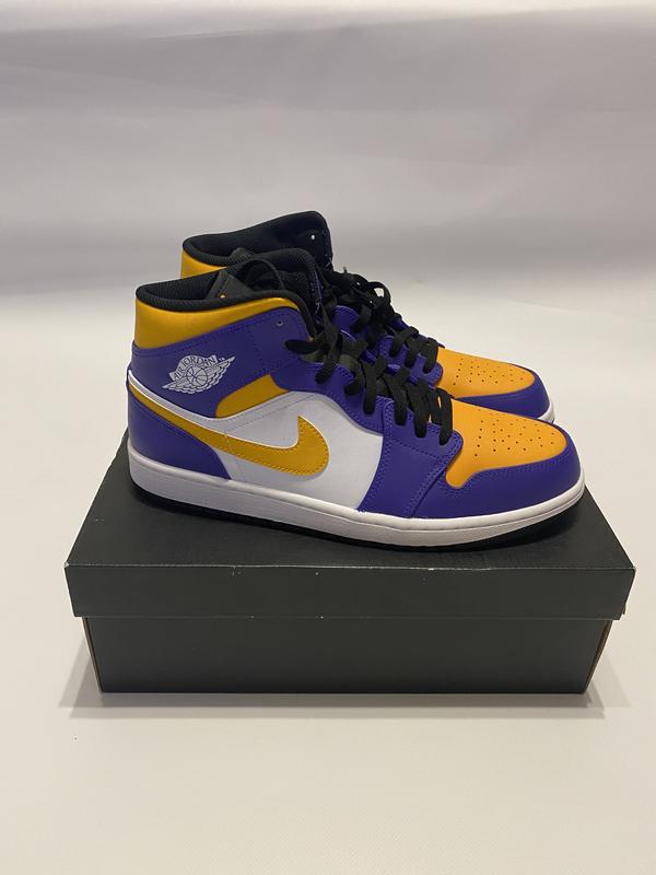 Новые кроссовки air jordan 1 mid оригинал — цена 4975 грн в каталоге ...