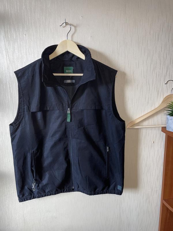 Жилетка hugo boss — цена 500 грн в каталоге Жилетки Купить мужские вещи ...
