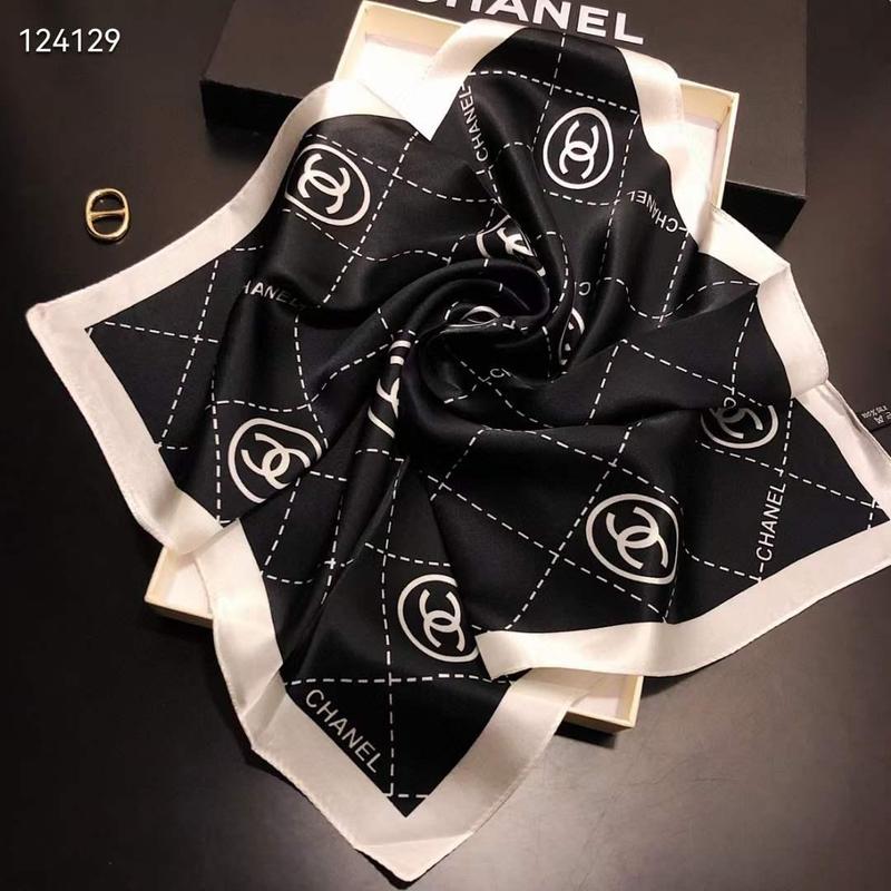 Шелковый платок chanel шанель — цена 285 грн в каталоге Шарфы и платки ...