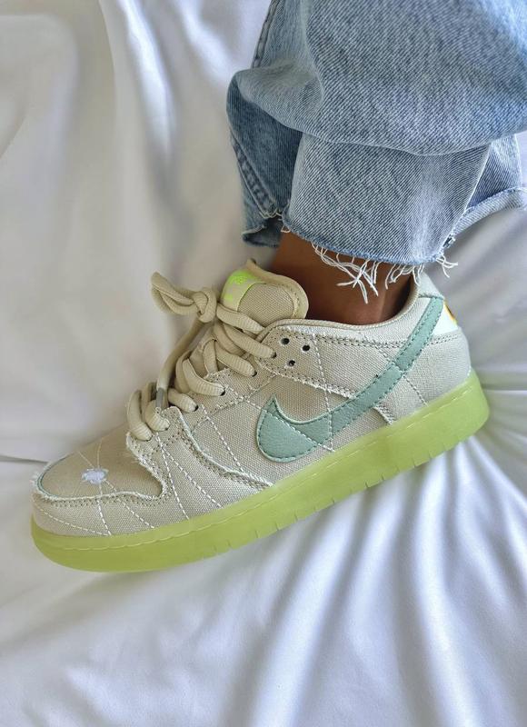 Трендовые кроссовки nike dunk sb low mummy pro neon бежевые светятся в ...