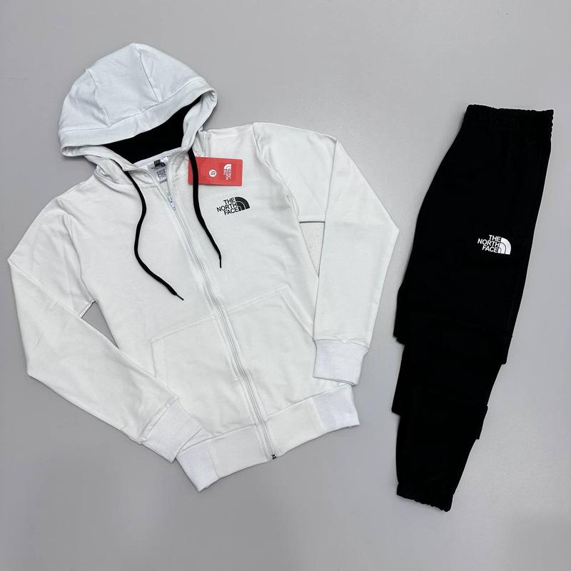 Спортивный костюм TNF