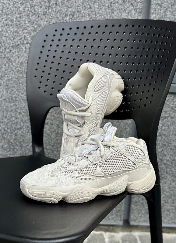 Отличные женские кроссовки adidas yeezy boost 500 bone premium бежевые ...