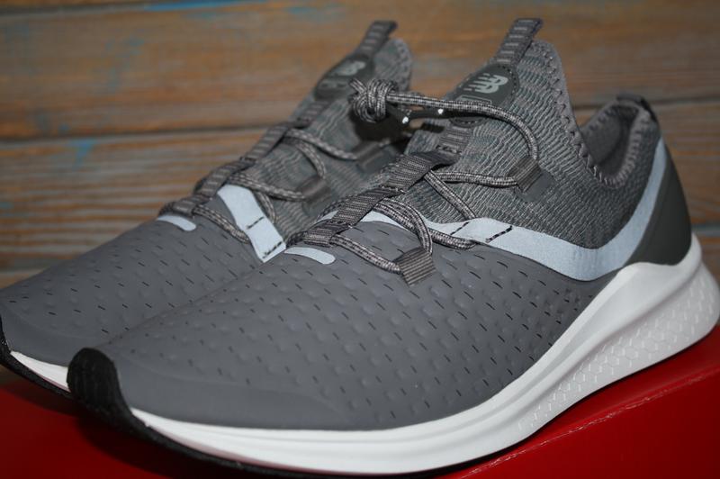 new balance lazr v1