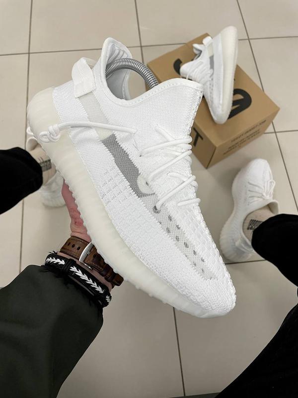 Мужские кроссовки адидас adidas yeezy boost 350 v2 — цена 1600 грн в ...